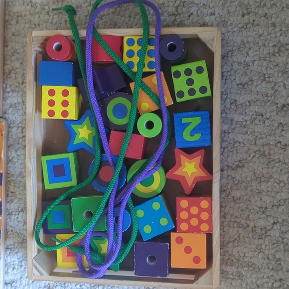 Melissa and Doug puzzles - Picture 2 of 5